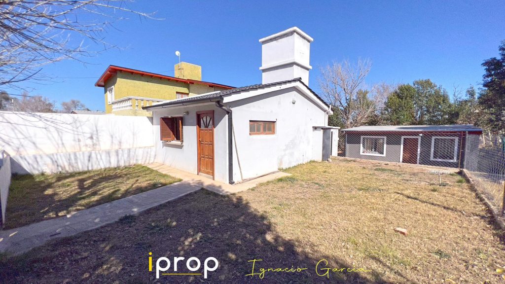 Casita en las sierras, reciclada