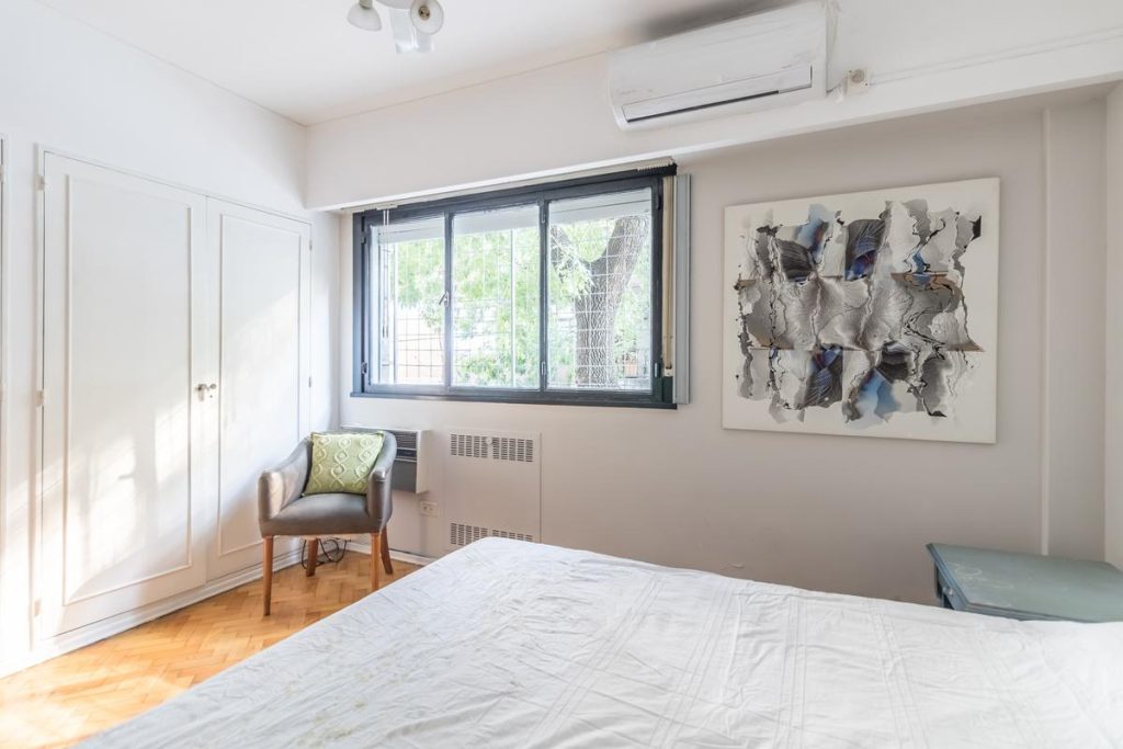 DEPARTAMENTO: SUPER AMPLIO, LUMINOSO Y COMODO