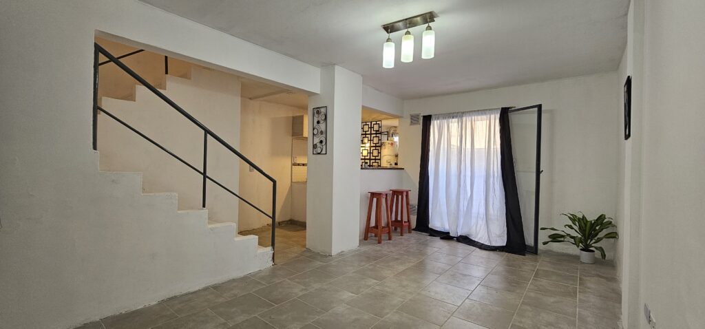 VENDO DPTO EN DUPLEX 3 AMB.