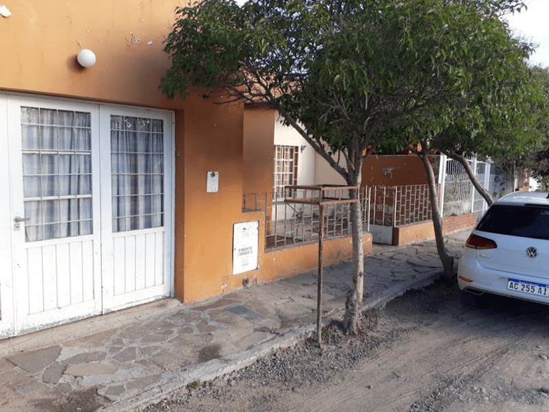 PARTICULAR VENDE