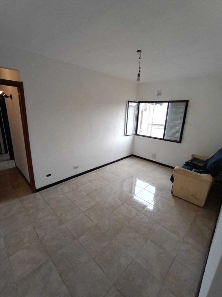 VENDO zona Bernal TOMO VEHÍCULO X PARTE DE PAGO