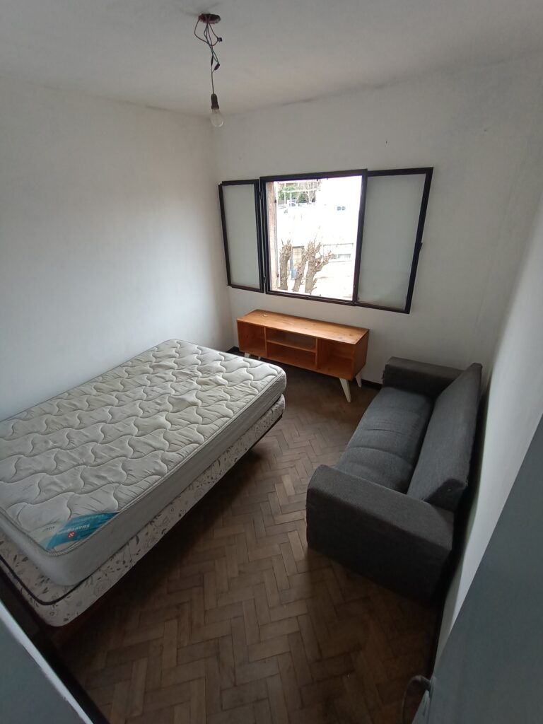 VENDO zona Bernal TOMO VEHÍCULO X PARTE DE PAGO