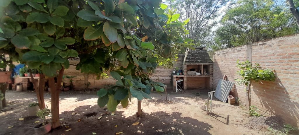 Vendo casa con título de Propiedad.