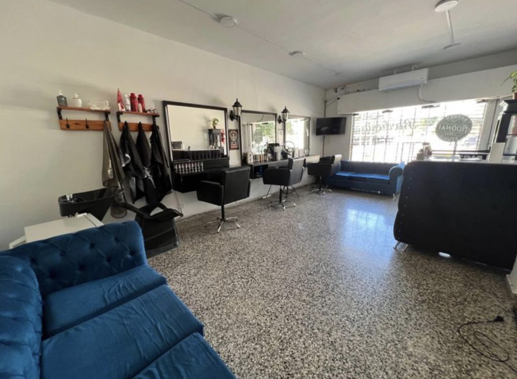 Fondo comercio barberia y estética