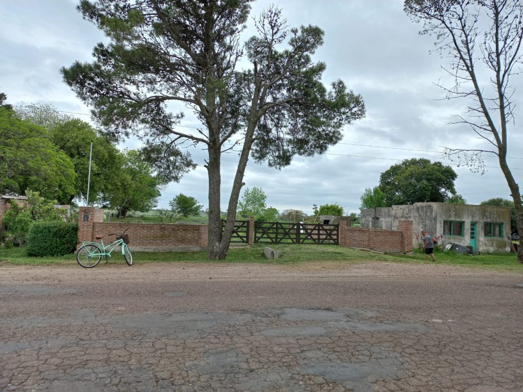 Dueño vende Importante terreno en Hernandez Entre Rios