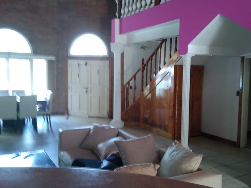 Dueño Vende . Importante casa en Country Boca Raton Pilar BsAs
