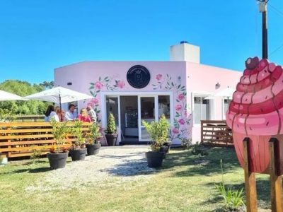 Vendo Precioso Local+Fondo comercio