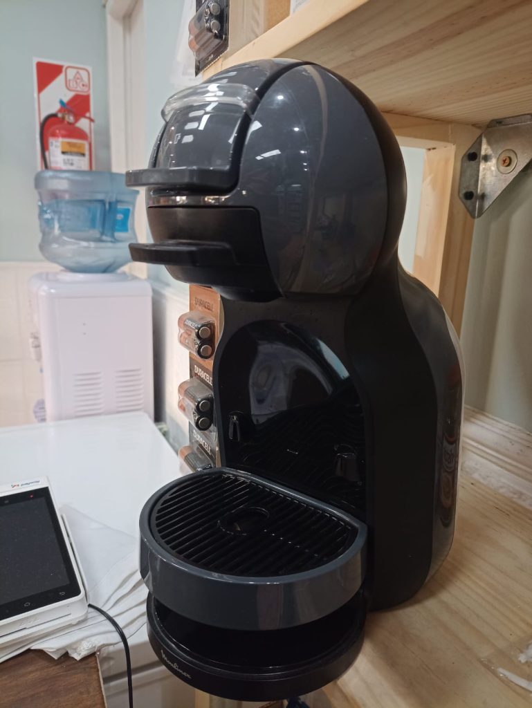 VENTA FONDO DE COMERCIO (ALMACEN) TOTALMENTE NUEVO (NEGOCIABLE)