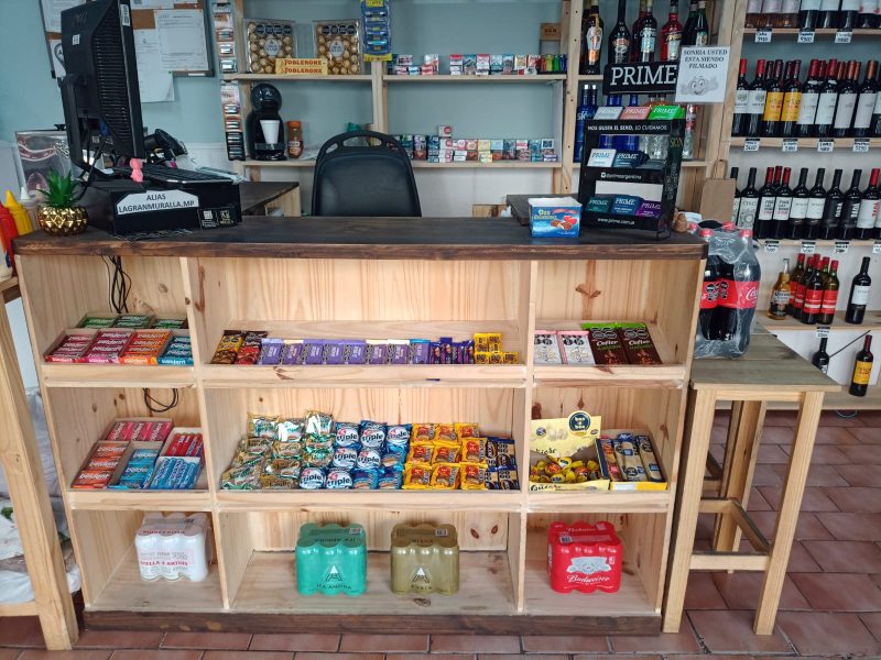 VENTA FONDO DE COMERCIO (ALMACEN) TOTALMENTE NUEVO (NEGOCIABLE)