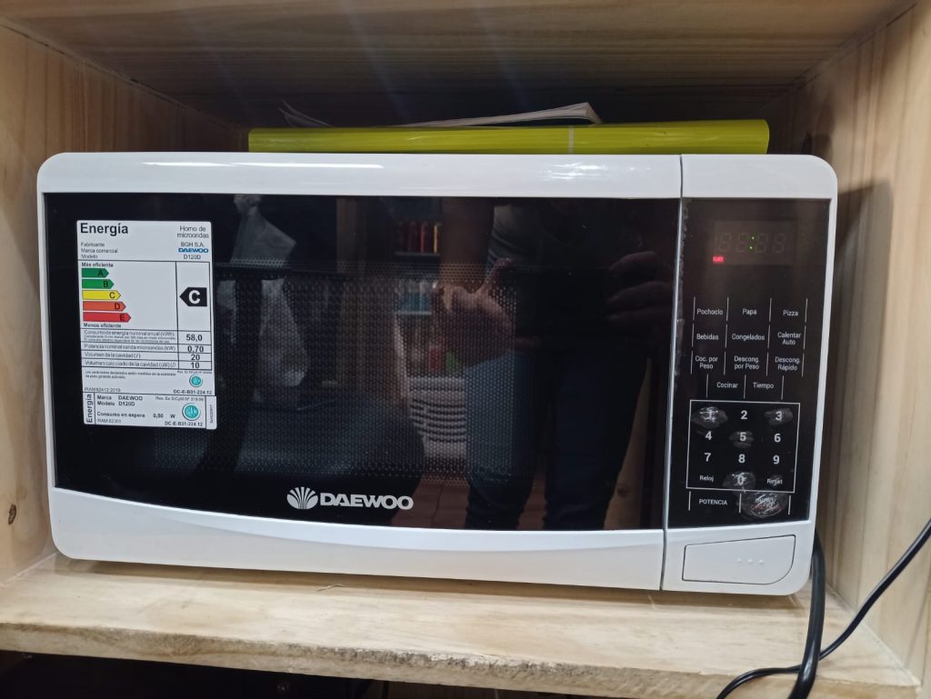 VENTA FONDO DE COMERCIO (ALMACEN) TOTALMENTE NUEVO (NEGOCIABLE)