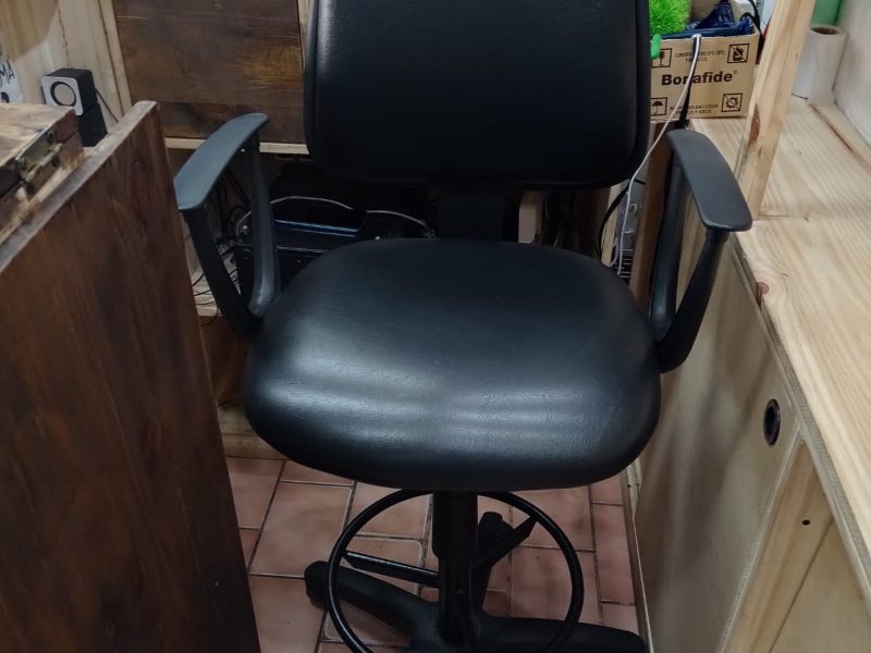 VENTA FONDO DE COMERCIO (ALMACEN) TOTALMENTE NUEVO (NEGOCIABLE)