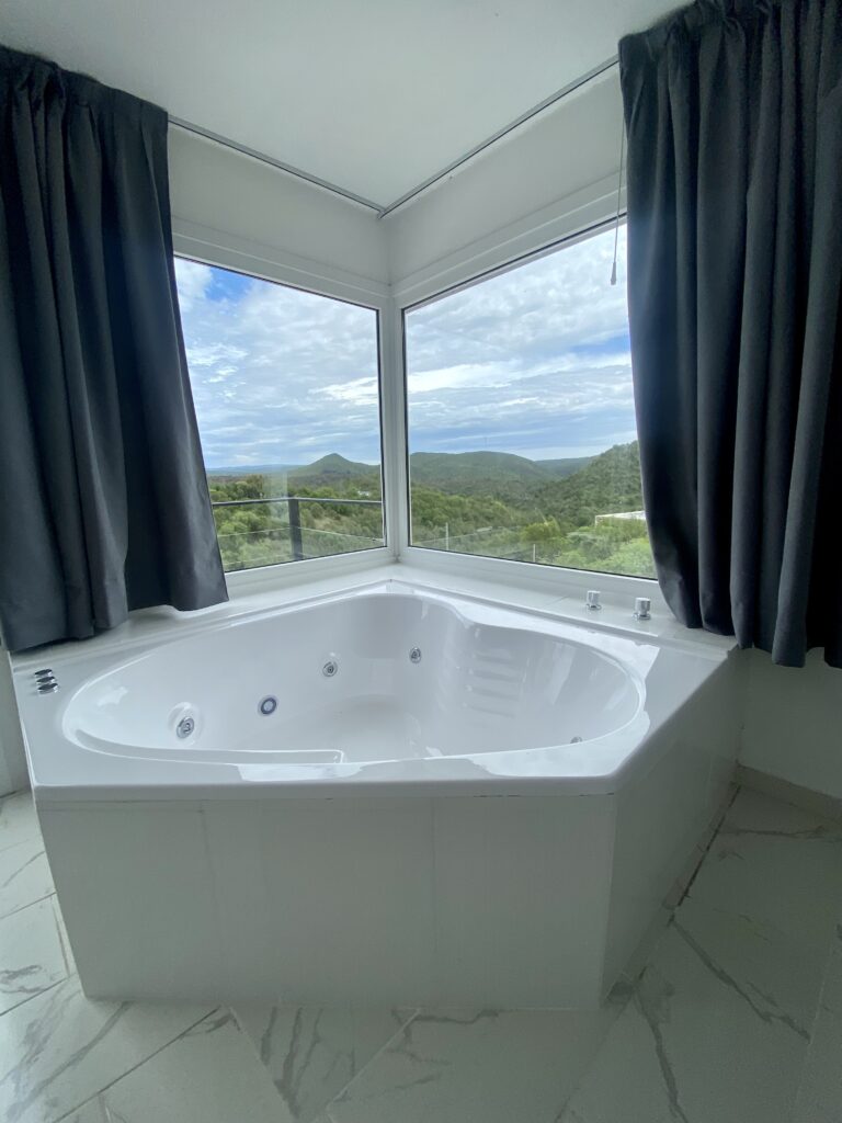 Dueño vende Complejo de 2 Cabañas en Embalse de Calamuchita