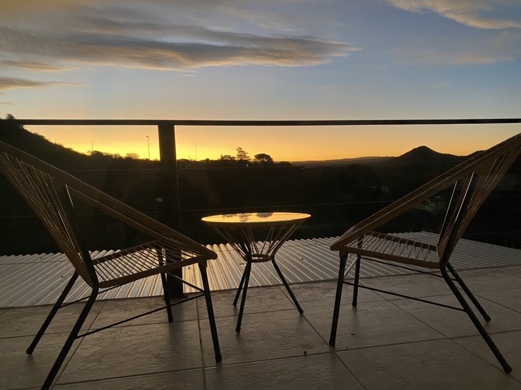 Dueño vende Complejo de 2 Cabañas en Embalse de Calamuchita