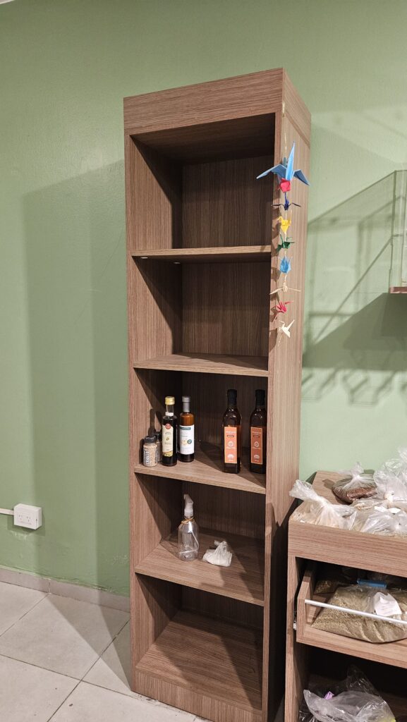 ¡Se liquida todo el mobiliario! excelente para tu negocio/hogar/espacio de trabajo