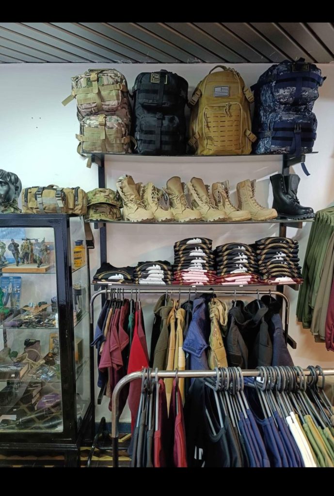 Vendo fondo de comercio, equipo táctico