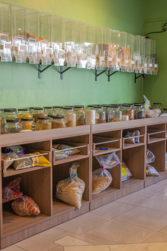 ¡Se liquida todo el mobiliario! excelente para tu negocio/hogar/espacio de trabajo