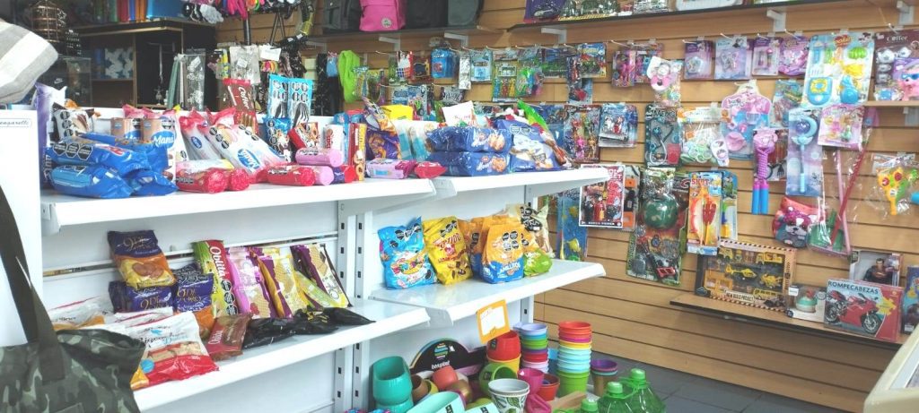 Oportunidad de negocio. Fondo de comercio Maxikiosco en importante zona de Necochea