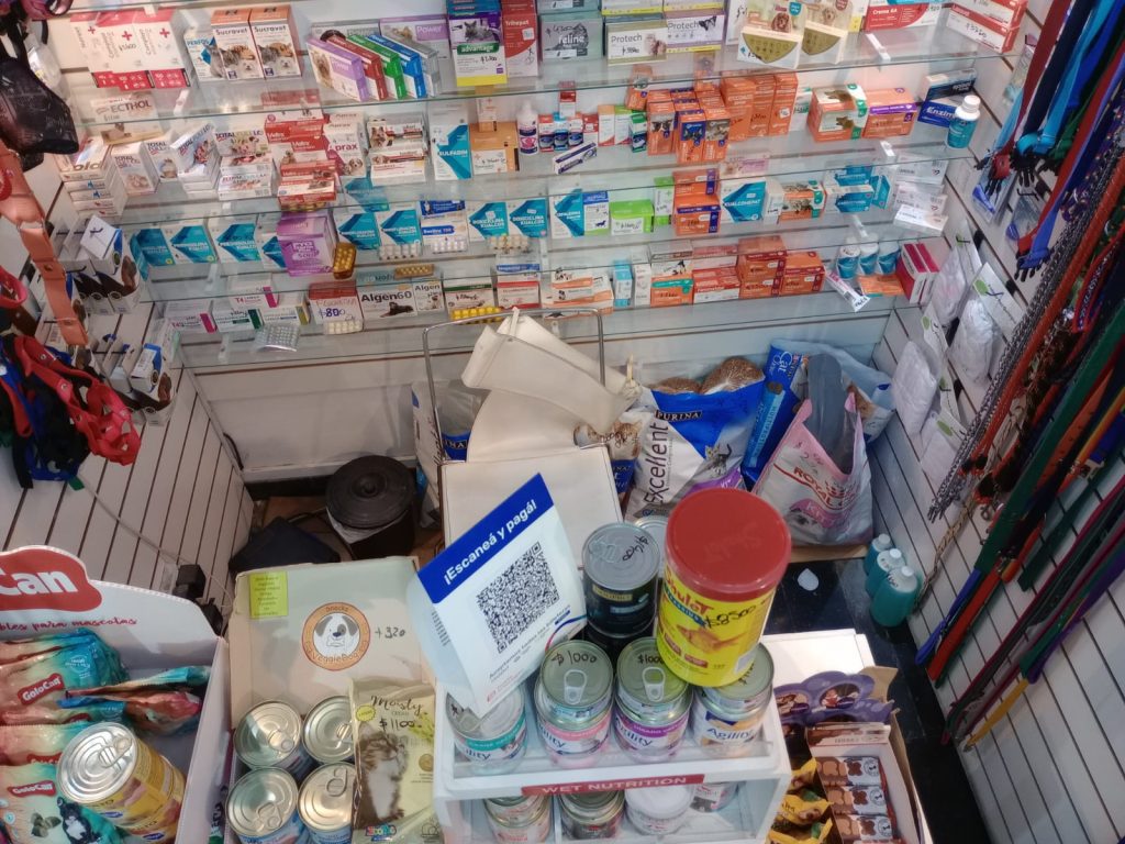 VETERINARIA PET SHOP PELUQUERIA VILLA SANTA RITA CAP FED