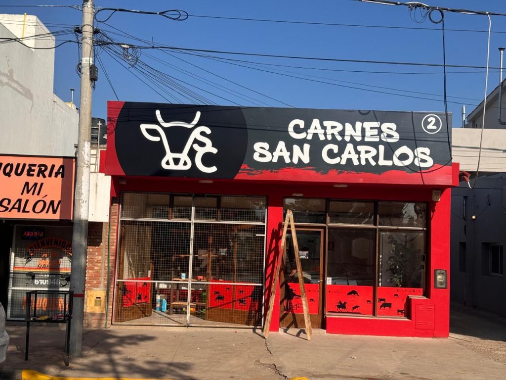 Vendo carniceria con camara propia y excelente funcionamiento