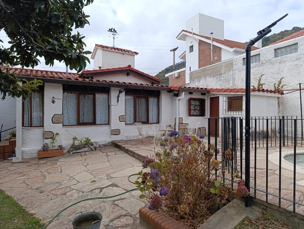 Venta de casa en villa Carlos Paz