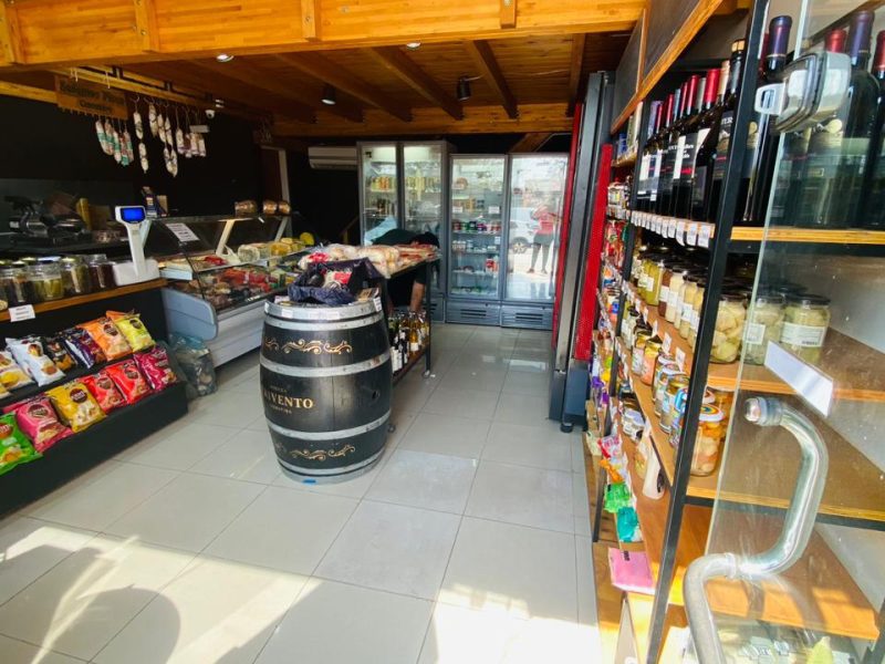 Venta Fondo de Comercio (Tienda Serrana) Fiambreria/market