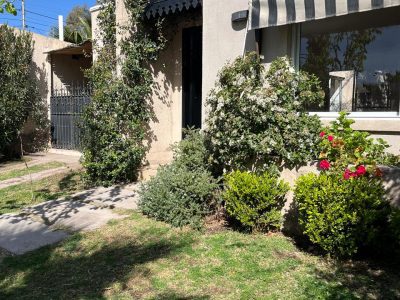 DUEÑO VENDE CASA BARRIO PRIVADO