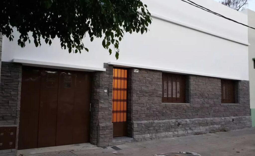 VENDO CASA 4 HABITACIONES