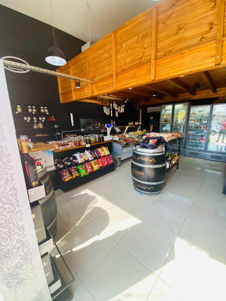 Venta Fondo de Comercio (TIENDA SERRANA FIAMBRERIA)