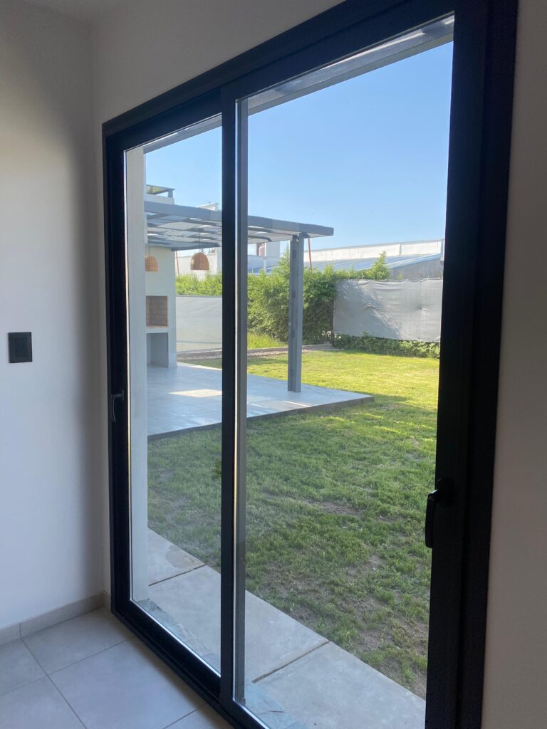 VENDO CASA A ESTRENAR