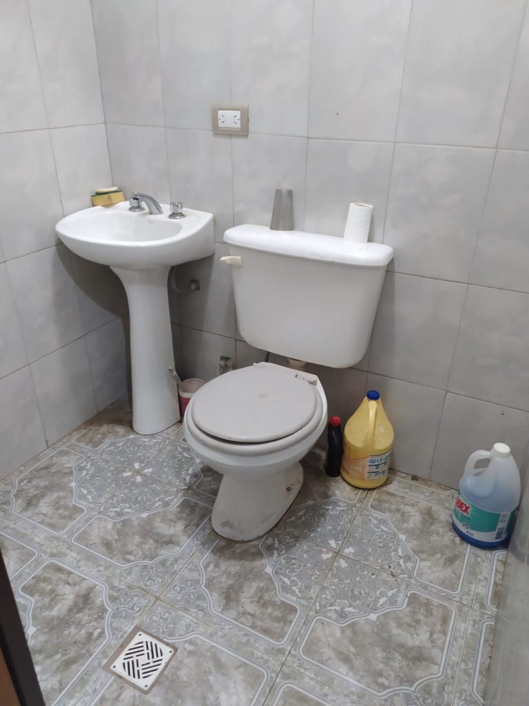 OPORTUNIDAD INVERSIONISTAS-CASA A TERMINAR CON OFICINAS HABILITADAS