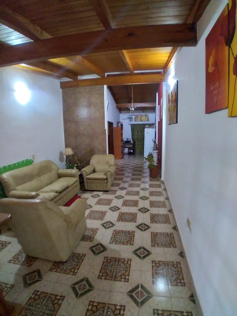 VENDO HERMOSA VIVIENDA