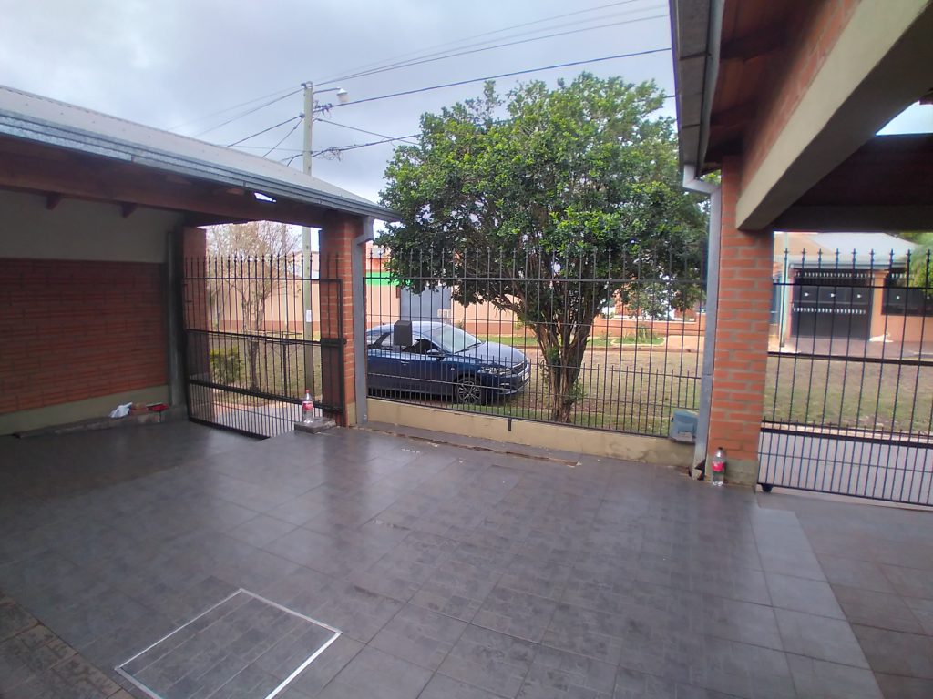 VENDO HERMOSA VIVIENDA