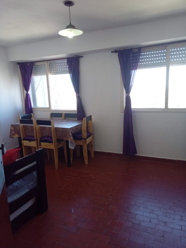 Dueño alquila (febrero a diciembre)