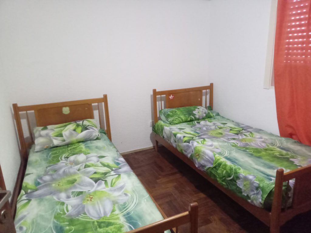 Dueño alquila (febrero a diciembre)