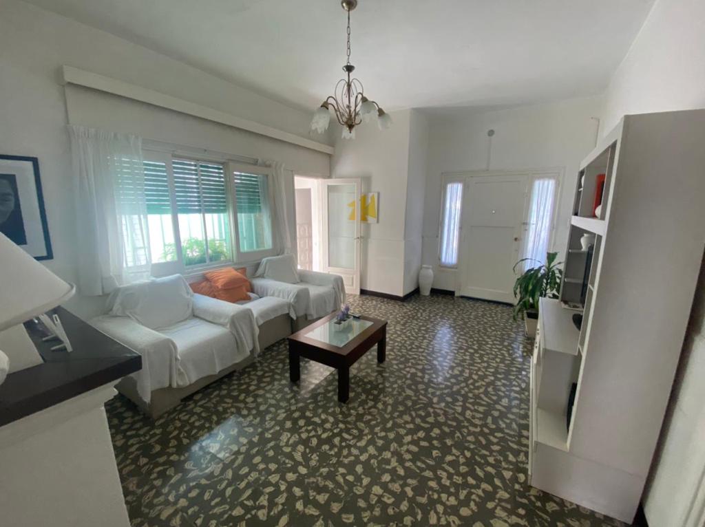 VENDO EXCELNTE PROPIEDAD - OPORTUNIDAD