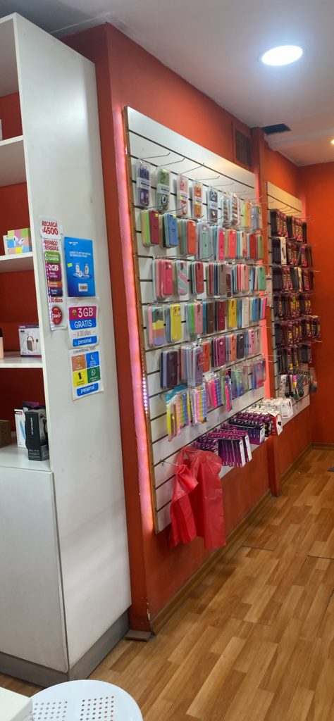 Fondo de comercio accesorio telefonia