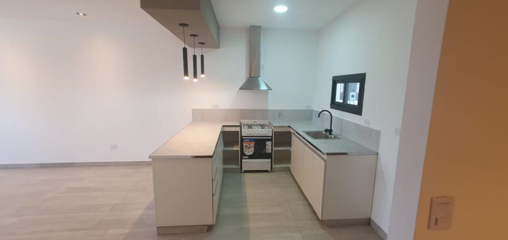 VENDO A ESTRENAR EN URBANIZACION EKO DISTRITO