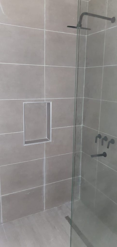 VENDO A ESTRENAR EN URBANIZACION EKO DISTRITO