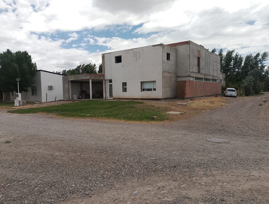 Casa con varios niveles de avance