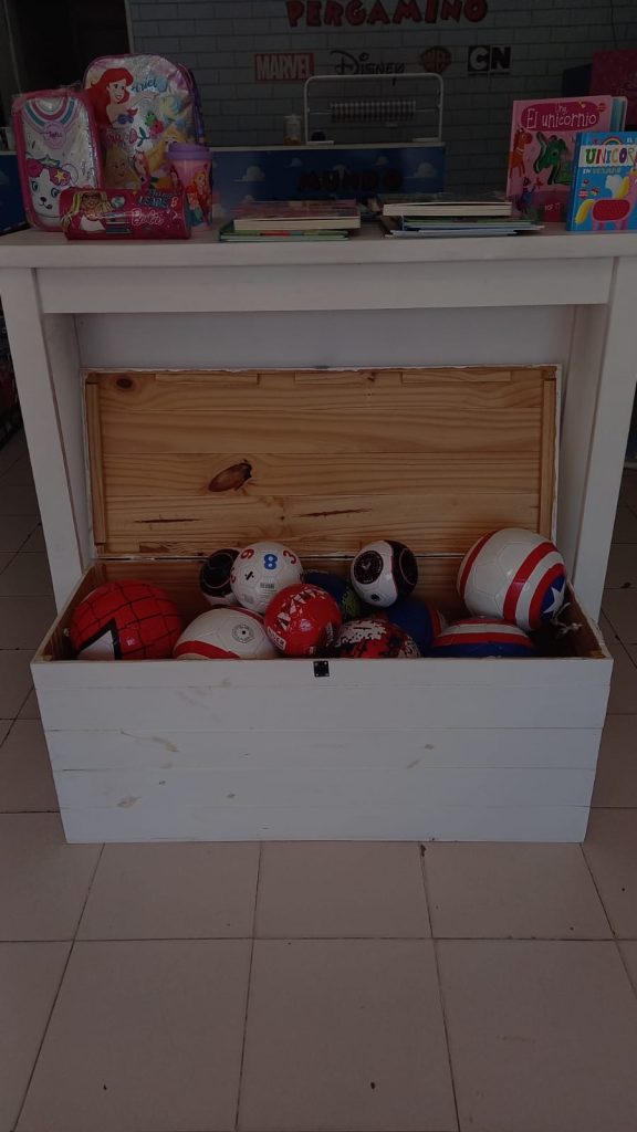 Se vende fondo de comercio rubro juguetería/libreria
