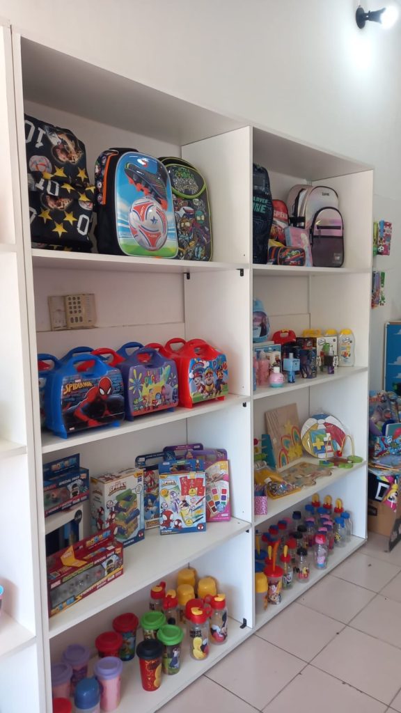 Se vende fondo de comercio rubro juguetería/libreria