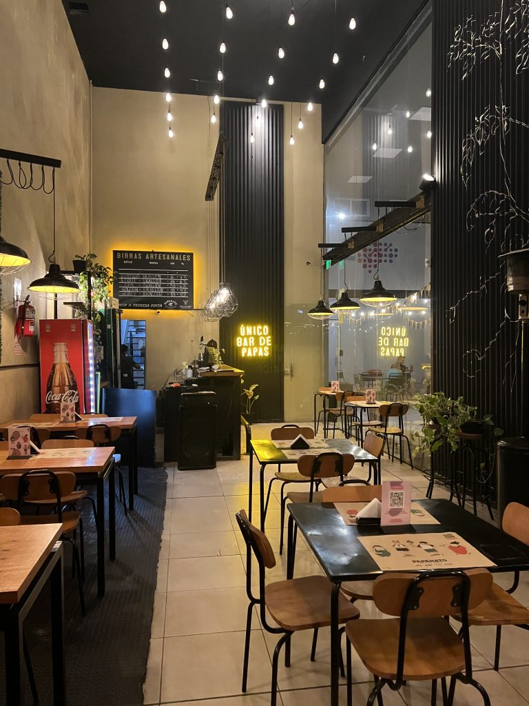 Pizzería y bar - FONDO DE COMERCIO ( 2 comercios unificados)