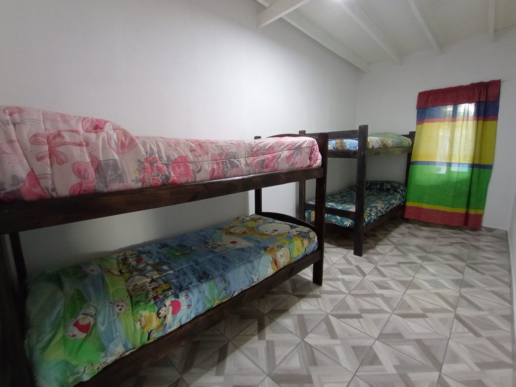 Venta casa con pileta San Vicente a estrenar quinta