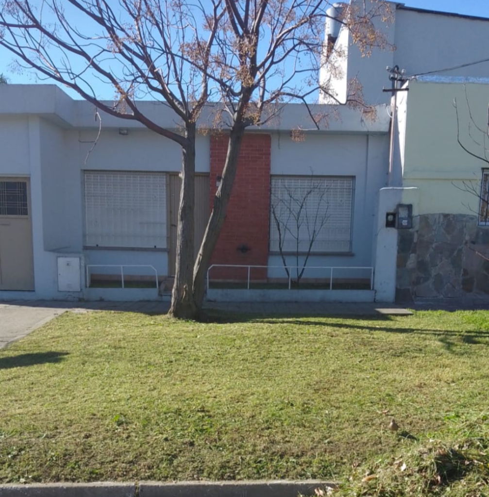 DUEÑO VENDE CASA EN QUILMES OESTE