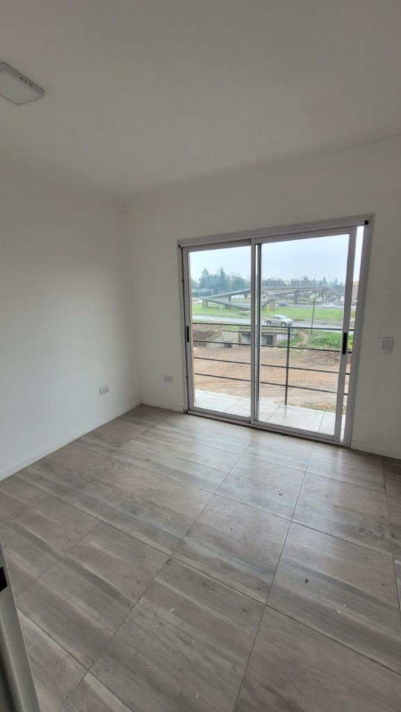 Venta de ph en pilar mínimo anticipo.tomo vehículo en parte de pago.