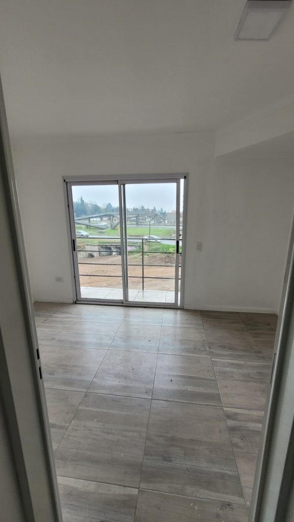 Venta de ph en pilar mínimo anticipo.tomo vehículo en parte de pago.