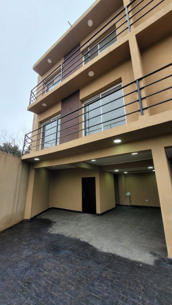 Venta de ph en pilar mínimo anticipo.tomo vehículo en parte de pago.