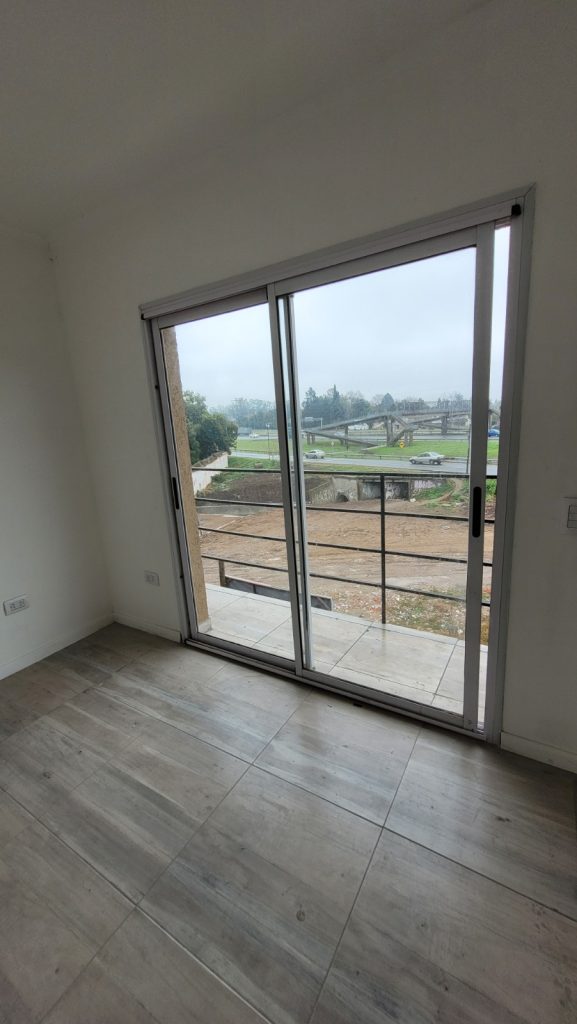 Venta de ph en pilar mínimo anticipo.tomo vehículo en parte de pago.