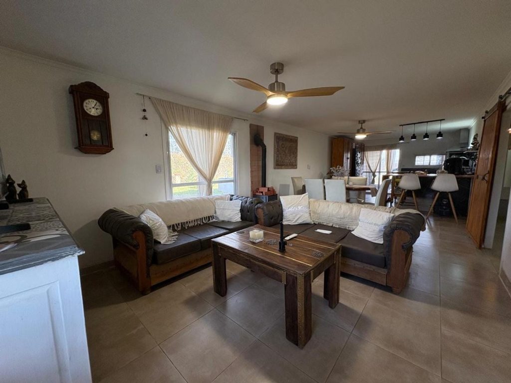 Barrio los campos de fresnos