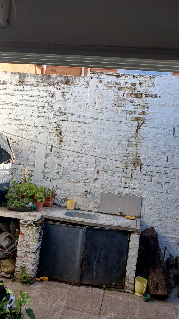 Vendo Casa inmejorable ubicación. A media cuadra bulevar piacentini